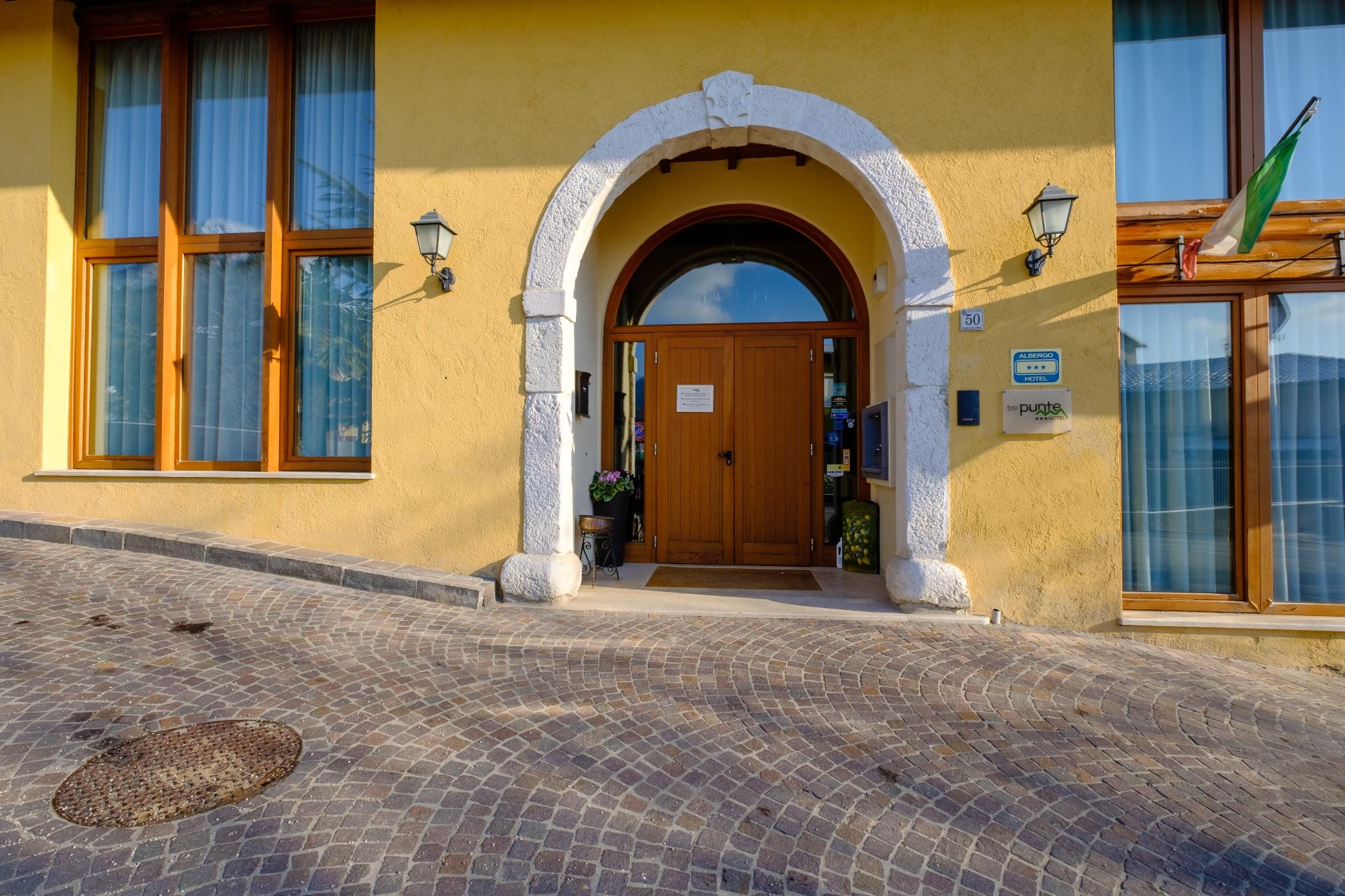 Hotel Tre Punte Gargnano Dış mekan fotoğraf